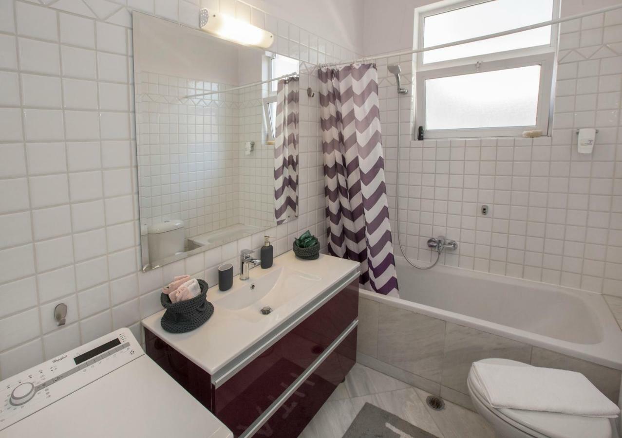 Apartamento Familygroupflat Atenas Exterior foto
